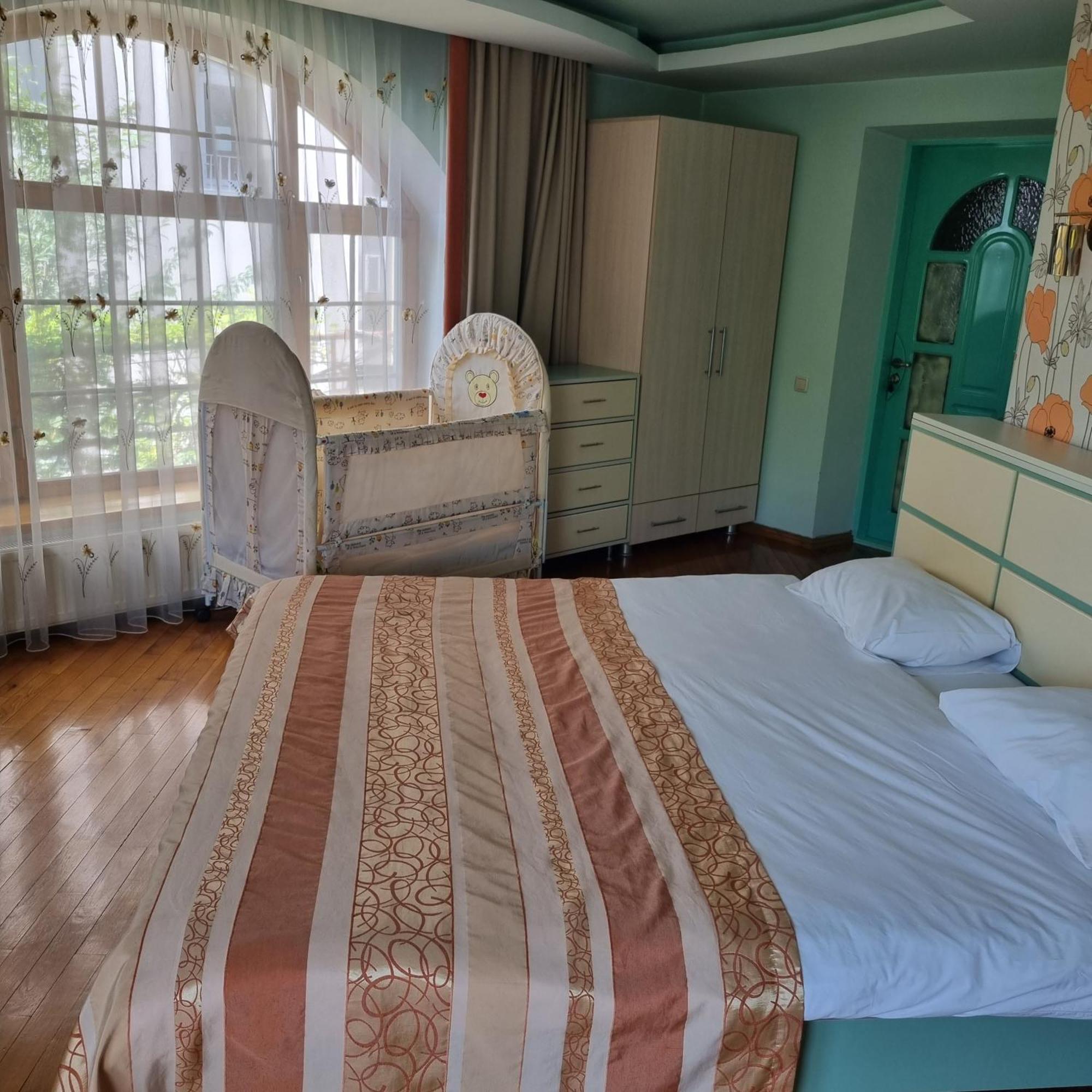 Hotel Home Sweet Home Кишинів Екстер'єр фото