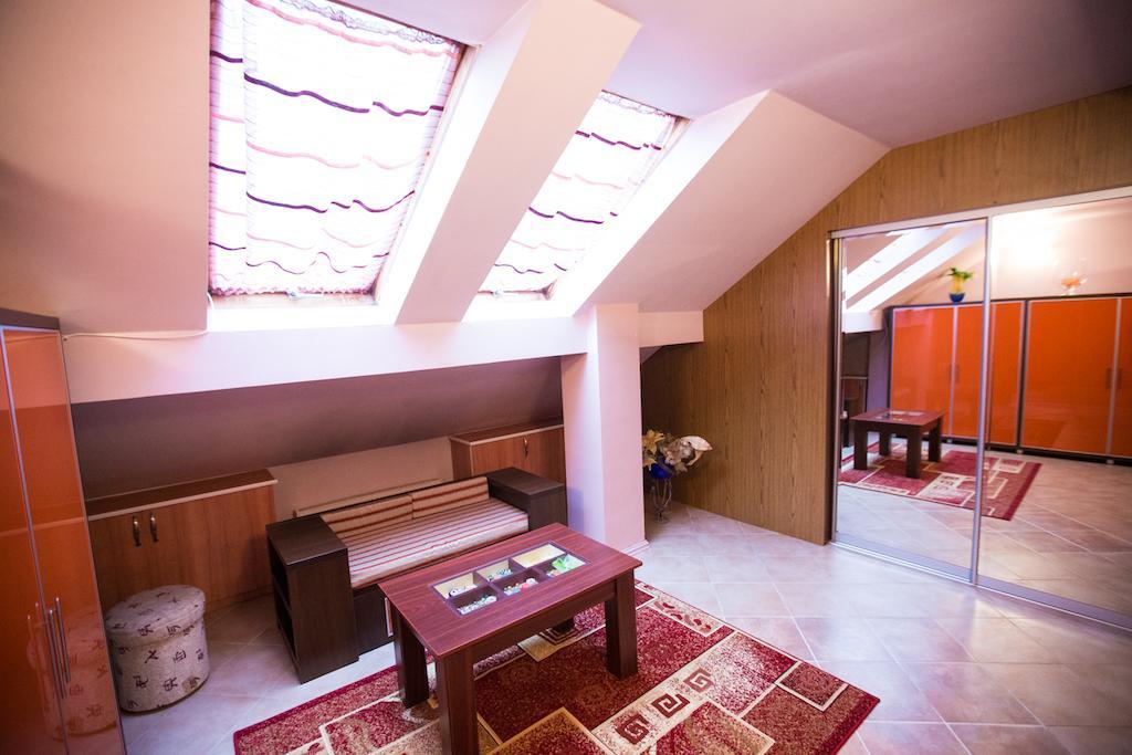 Hotel Home Sweet Home Кишинів Екстер'єр фото