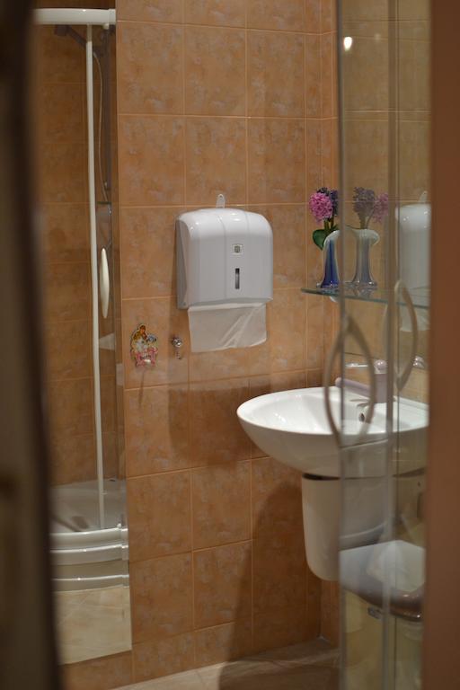 Hotel Home Sweet Home Кишинів Екстер'єр фото