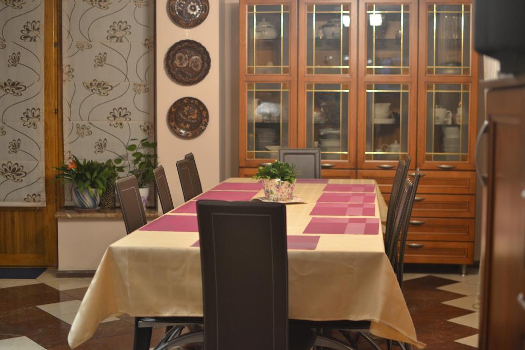Hotel Home Sweet Home Кишинів Екстер'єр фото